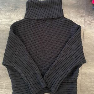 Women’s tutelle neck sweater